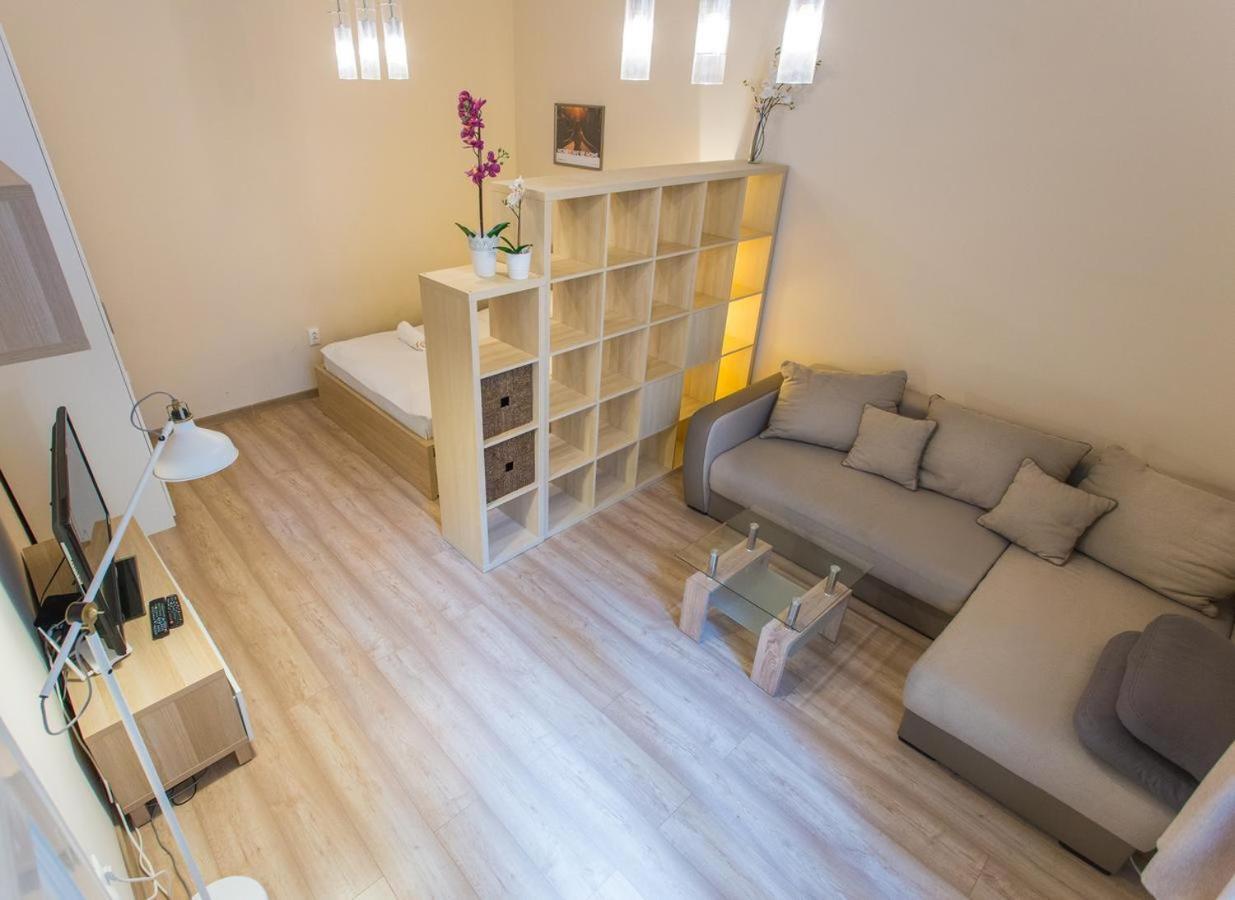 Yo Pauley! Apartment บูดาเปสต์ ภายนอก รูปภาพ