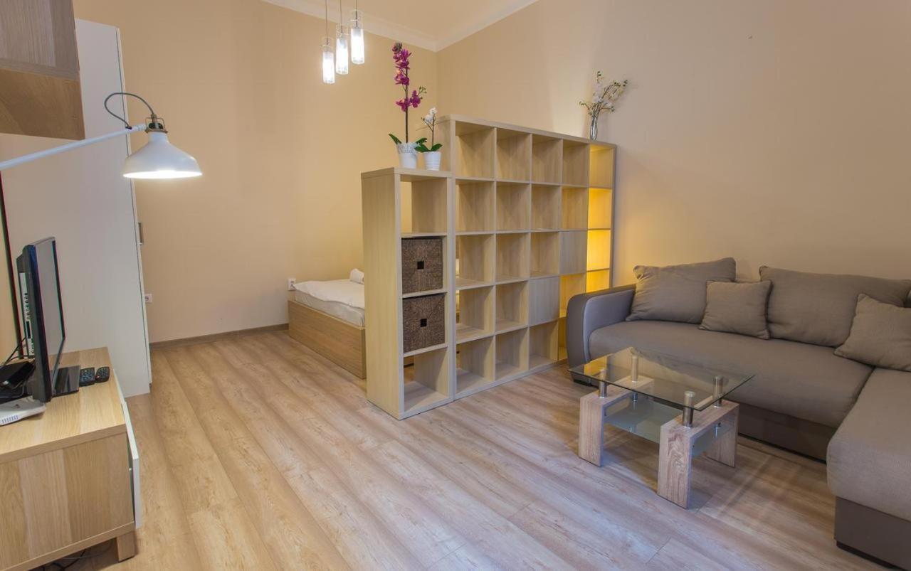 Yo Pauley! Apartment บูดาเปสต์ ภายนอก รูปภาพ